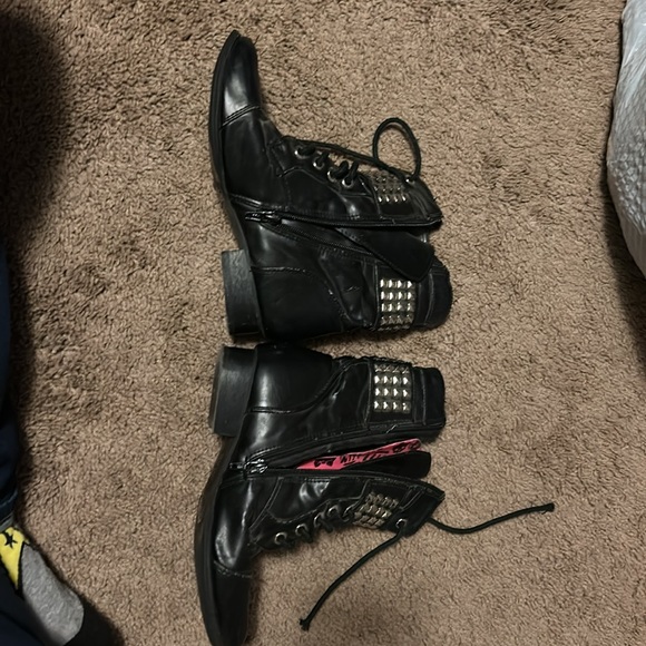 Abbey Dawn boots - Picture 2 of 5